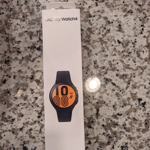 Samsung Galaxy watch 4 44m - Picture 1 of 3